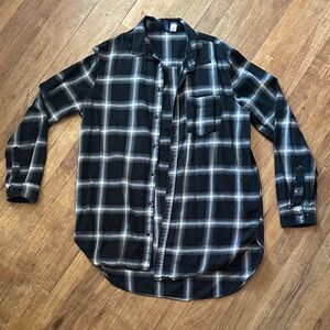 Divided Black and White Plaid Button Down Shirt - XL